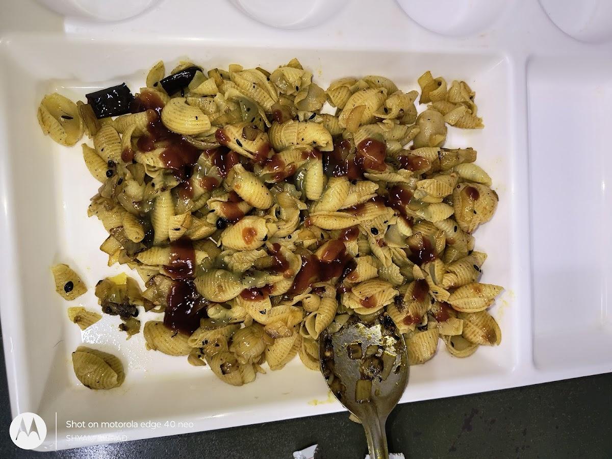 Tea Hotel & General Store