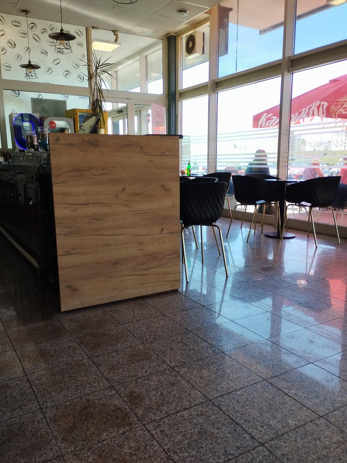 Caffe bar Plodine