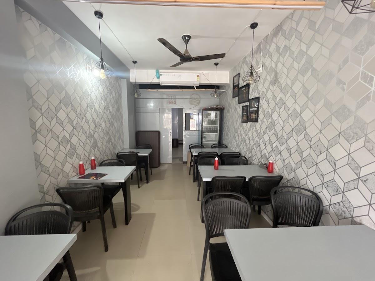Dhakka Mukki Eatery Cafe