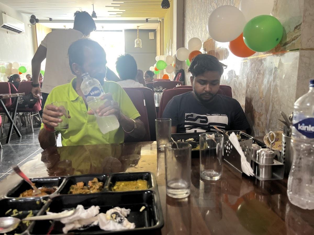 New Chaubey Ji Misthan Bhandar and Restaurant