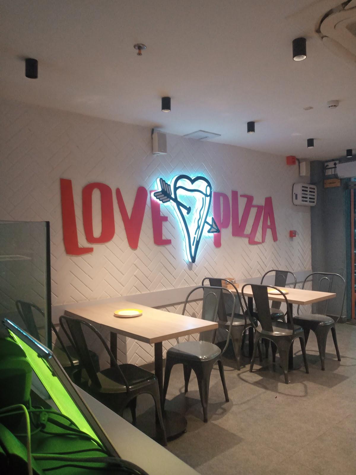 Pizza Hut Civil Lines, Barabanki