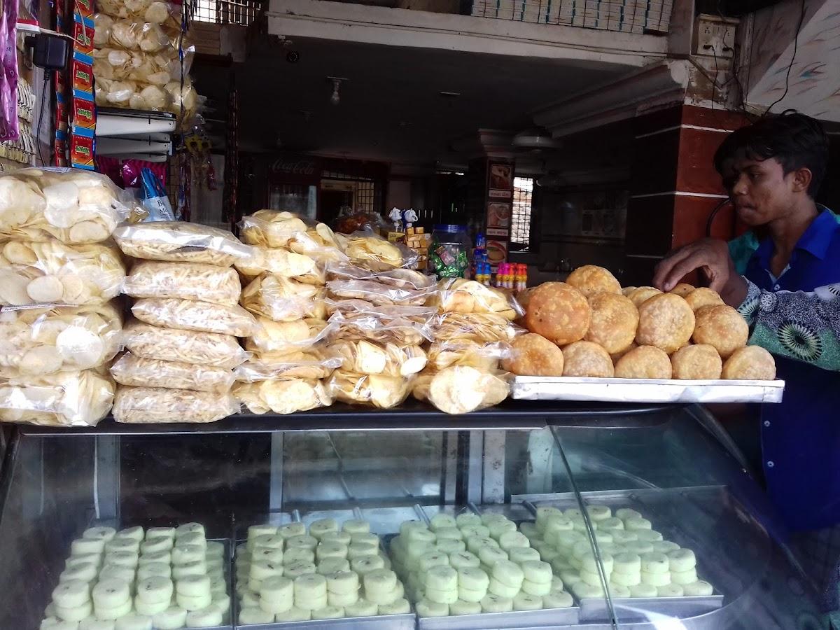 Sapna Sweets&farshan