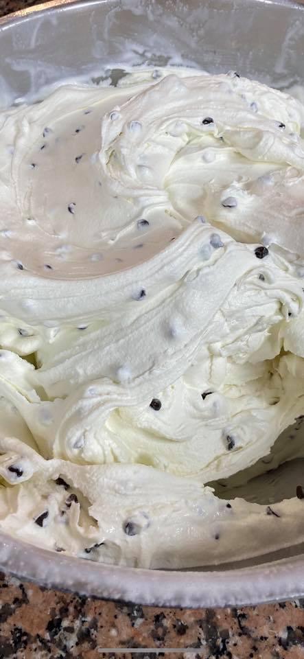 Au Faubourg De L'écluse