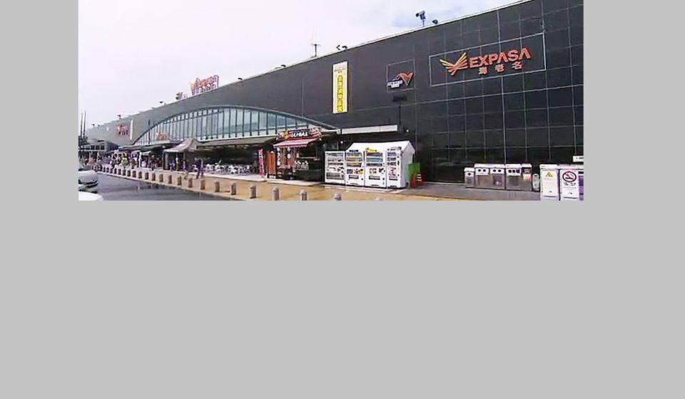 牛串 丸十精肉店（海老名SA店/東名高速道路海老名サービスエリア上り線expasa海老名内 / PA Ebina）Maruju seiniku-ten