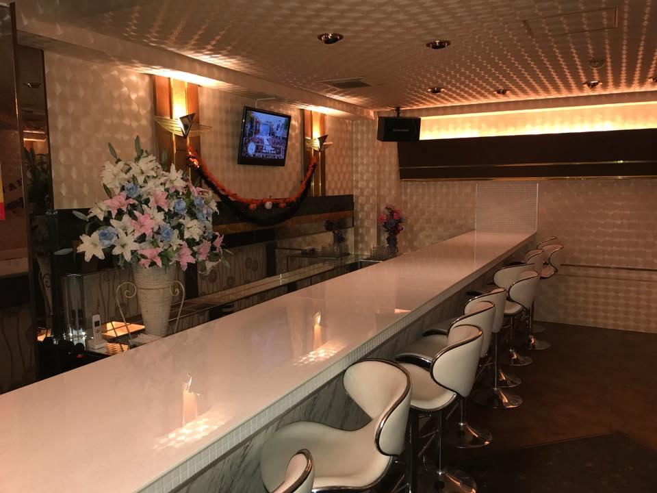 Girl's Bar Aroma