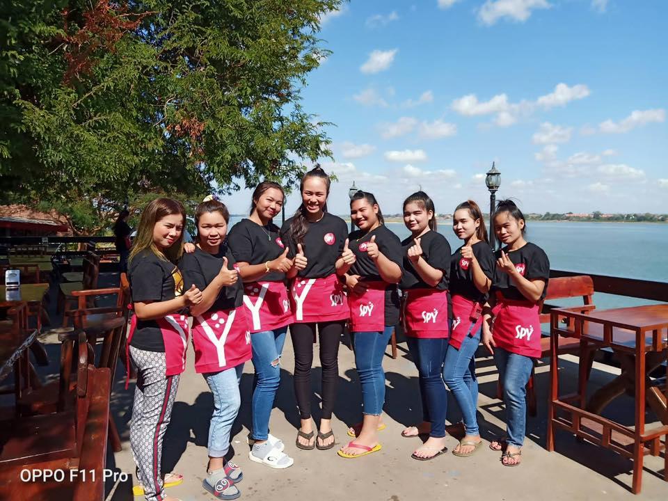 ร้านอาหารนัดพบริมโขง Mukdahan