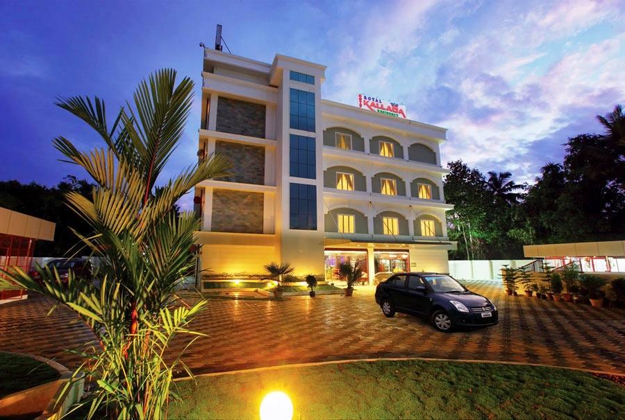 ROYAL Kallada Residency