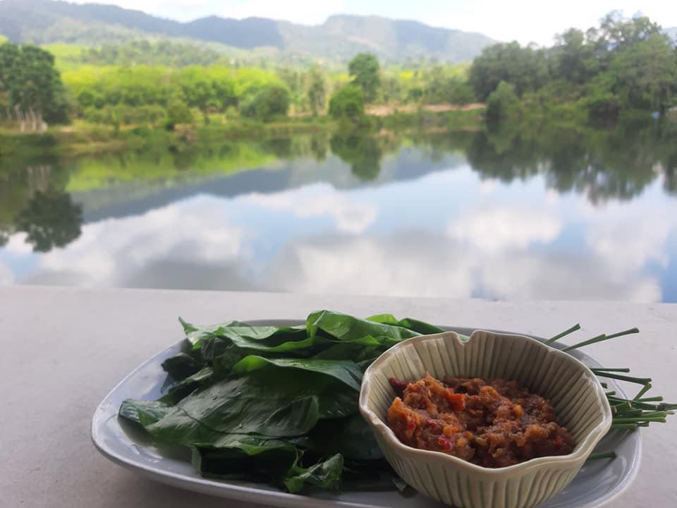 บ้านนบพิตำริมน้ำโฮมสเตร์ & Fishing