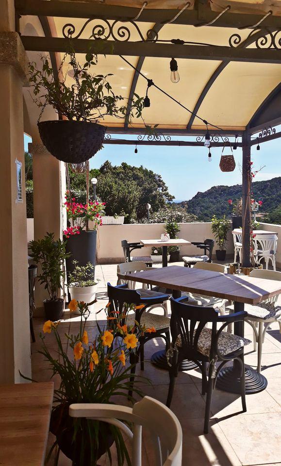 Ricky's OPEN ALL YEAR