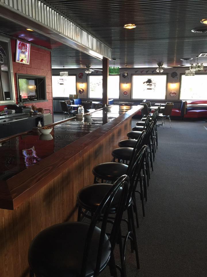 Comanche Bar & Grill