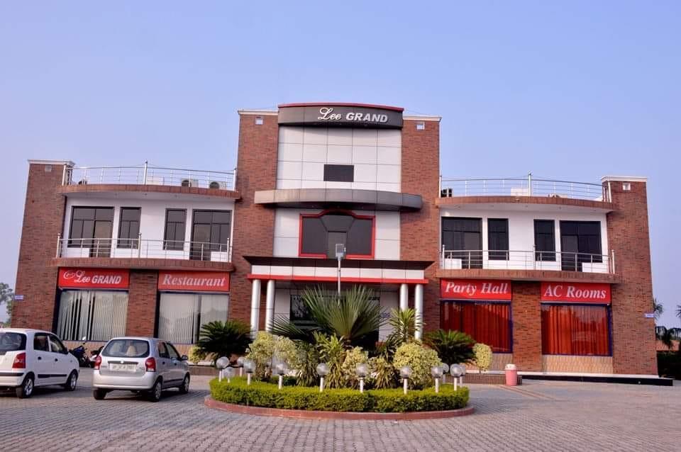 Hotel Lee Grand