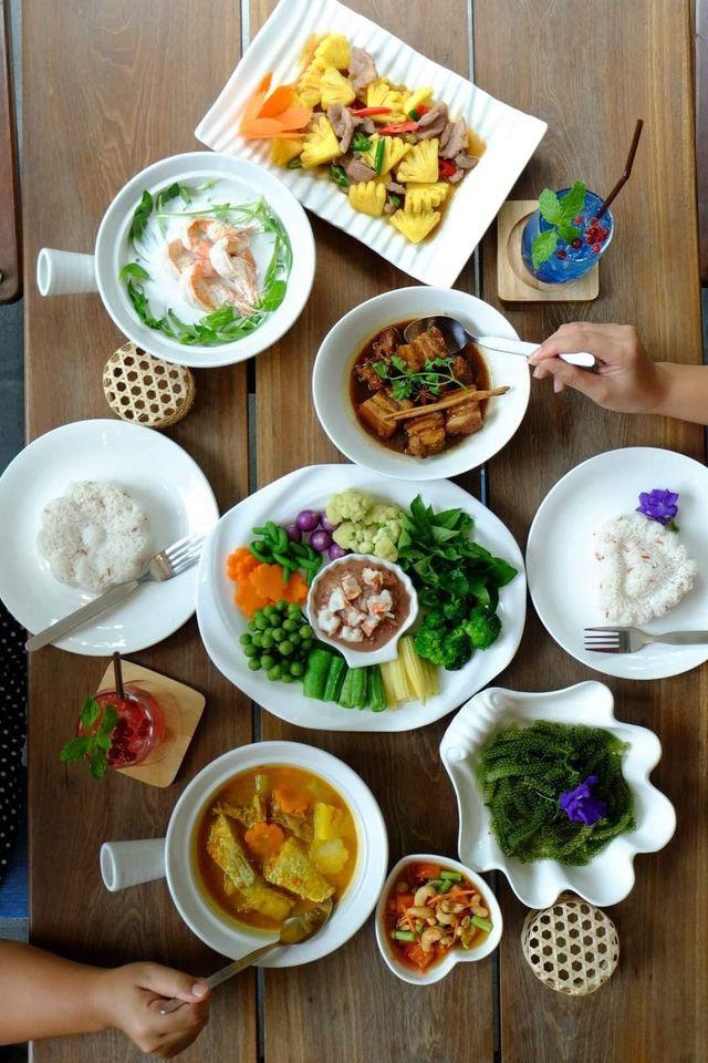 เจ๊น้อง ร้านอาหารพื้นเมืองพังงา J'Nong Recipe Local Restaurant Phangnga