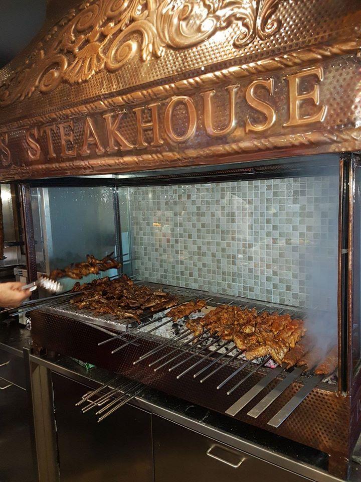 Ibo'S Steak House Ristorante Pizzeria Griglieria