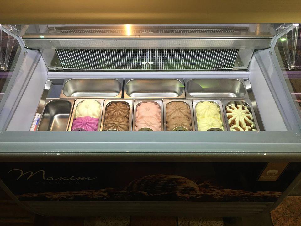 M Caffe bar