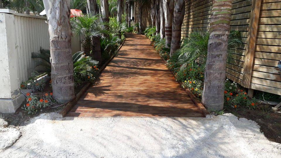 مطعم وكوفي شوب ذوق اخر