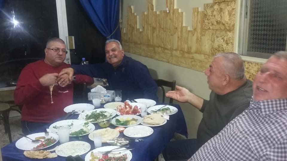 مطعم ام نزيه الريشان