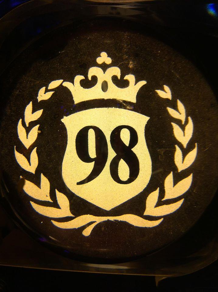 CLUB 98