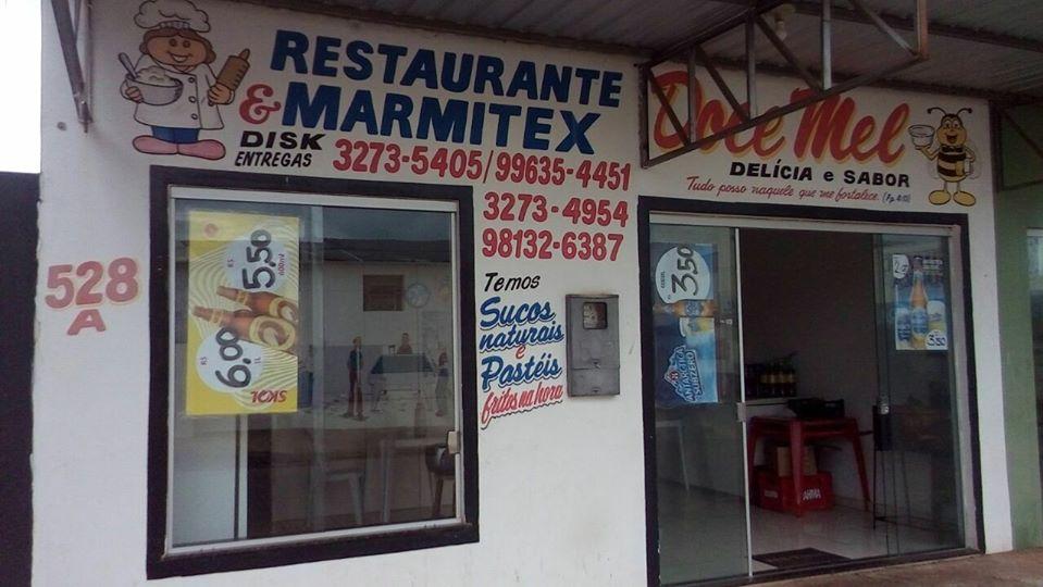 Restaurante E Marmitex E Lanchonte Com Espeto A Noite