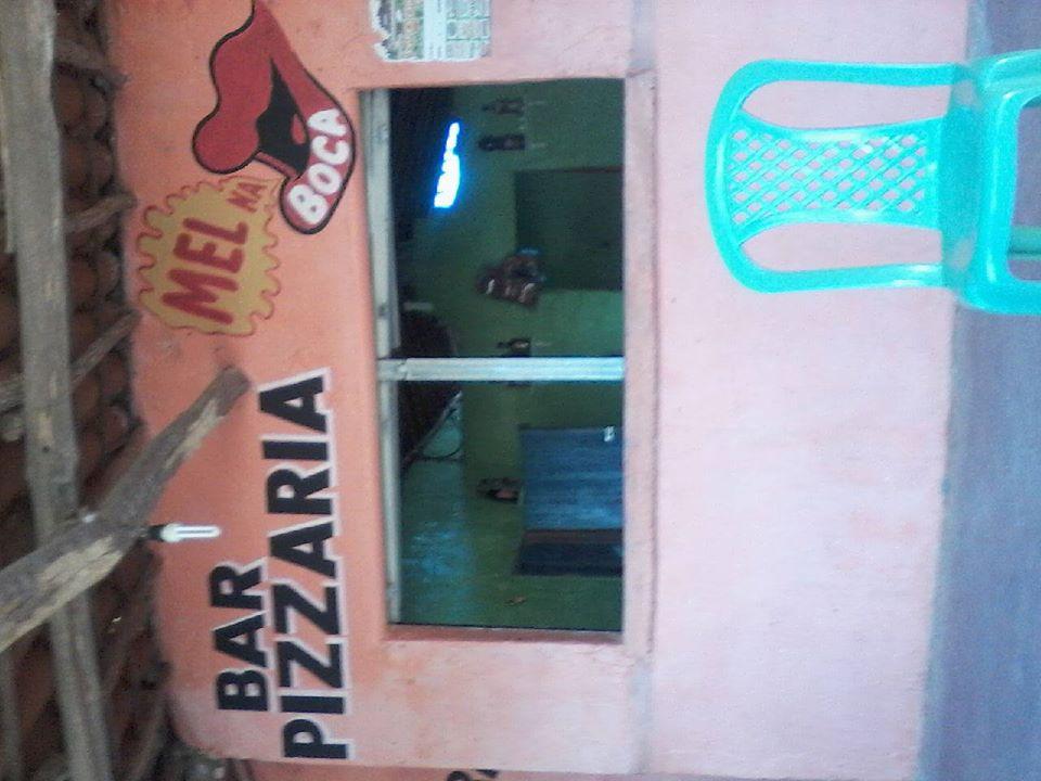 Pizzaria mel na boca