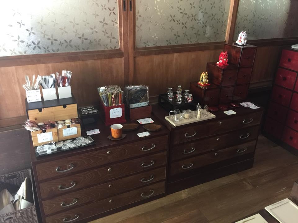 民藝雑貨&cafe 肚茶原