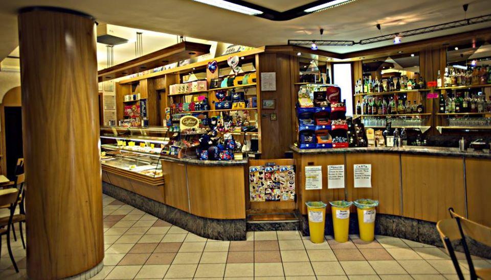 Strano bar