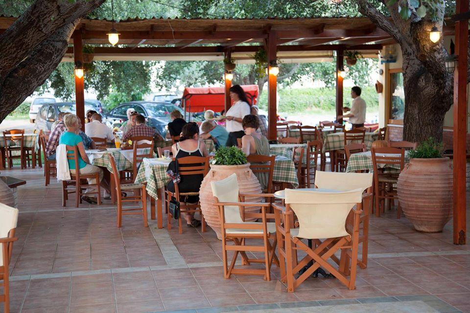 KRITI Cafe - Bar - Restaurant Kolimvári