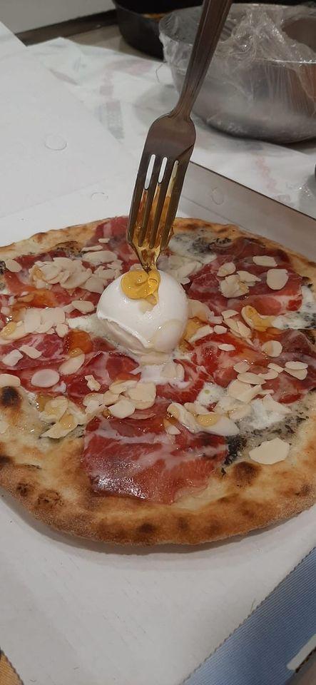 Pizzeria La Bussola di De Gennaro Luigi