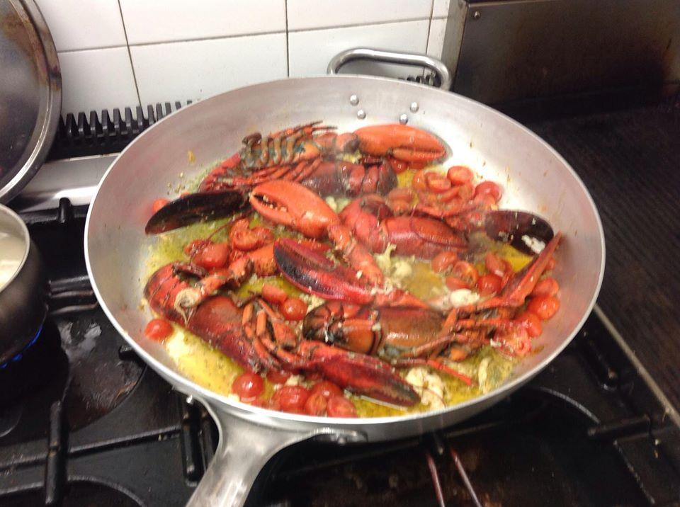 Ristorante Pizzeria da Ugo dal 1969 Specialita’ Pesce e Siciliane