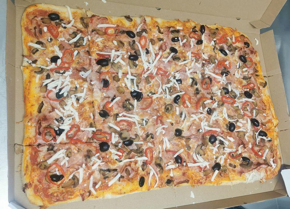 Pizza Chris Racovita