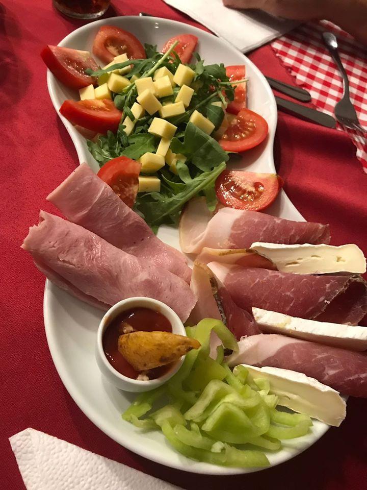 Hubert Restaurant & Pension