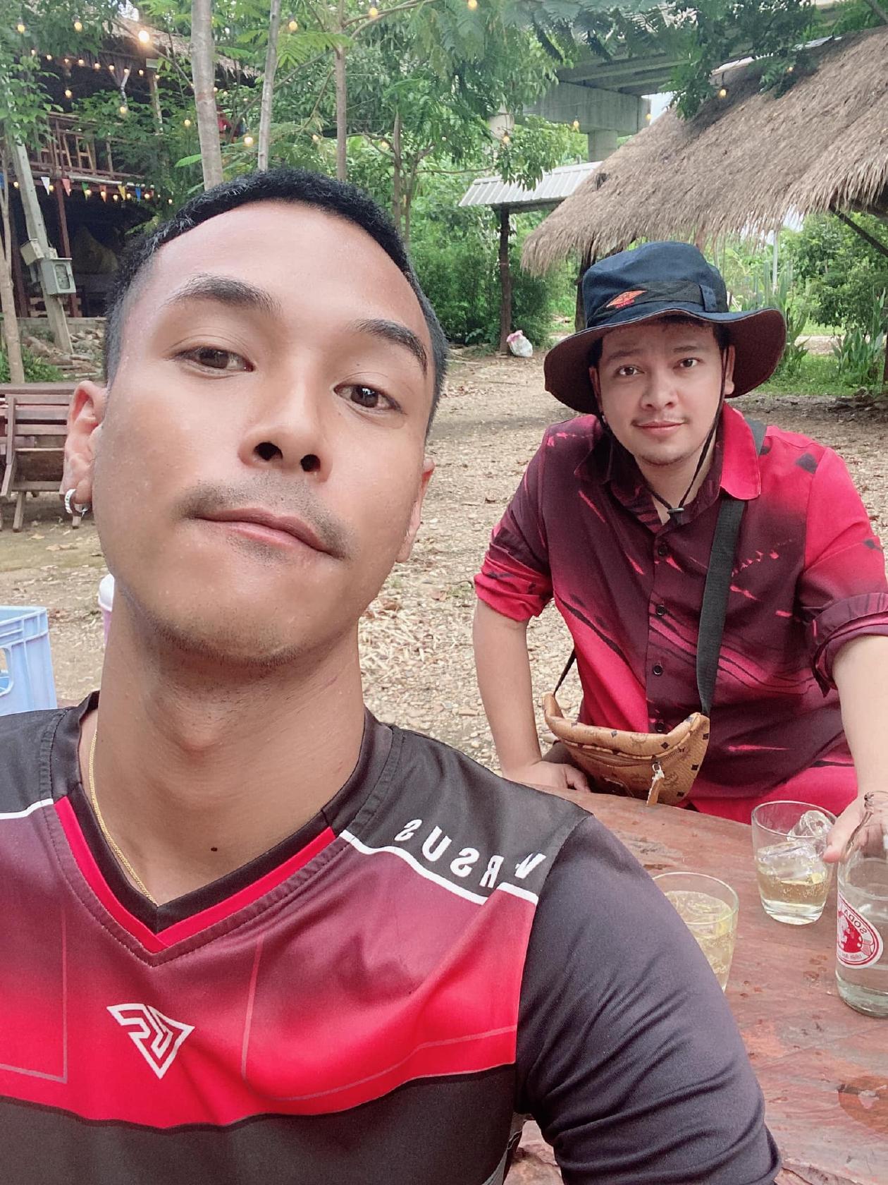 สายนที ริเวอร์บาร์