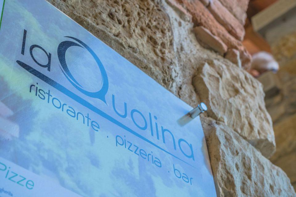 laQuolina pizzeria d'asporto