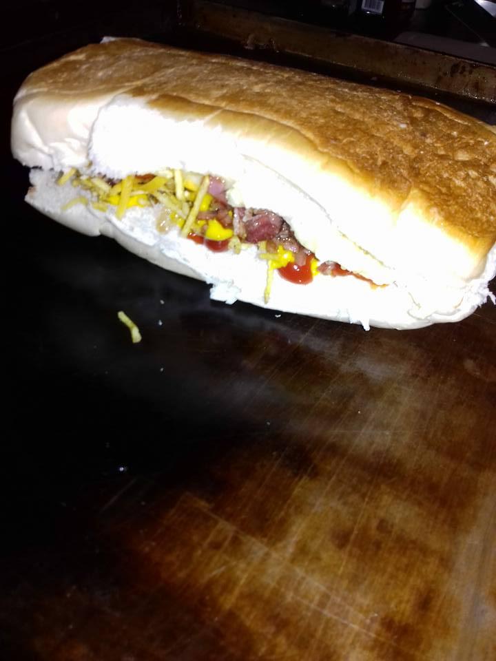 Eis que surge Hot Dog