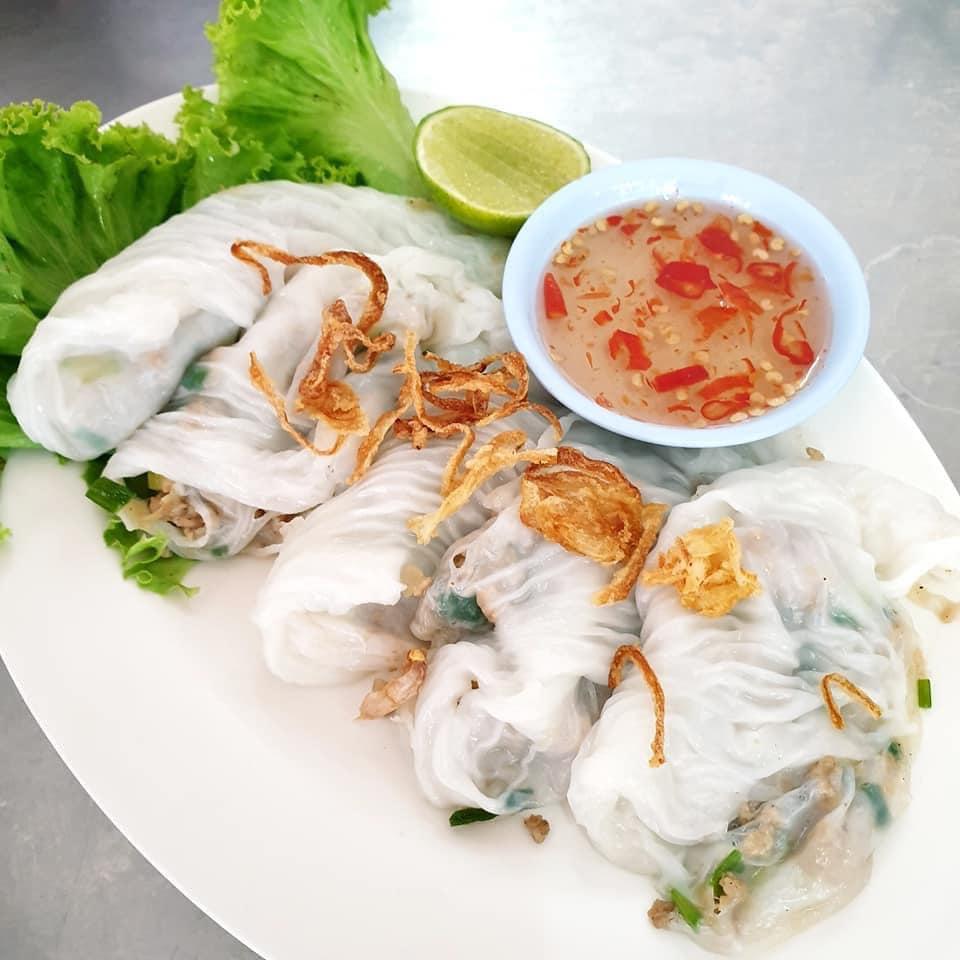 Larb Ubon Tam Tray, Mae Phit, Mae Phon