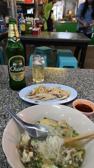 ก๋วยเตี๋ยวไก่ติงลี่