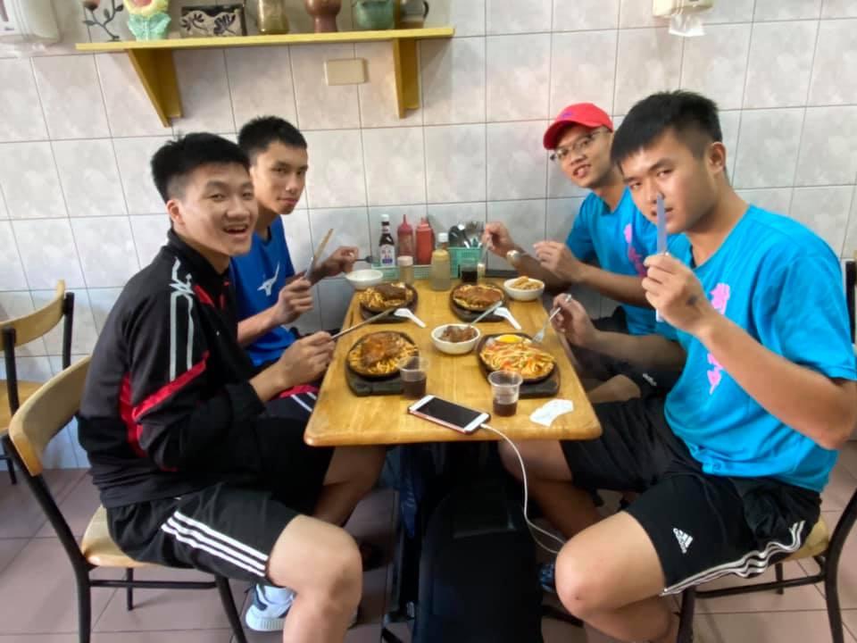 上富牛排館