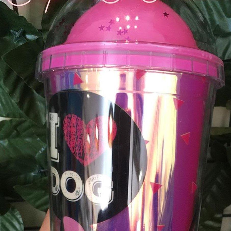 Petit Four Confeitaria & Cafeteria