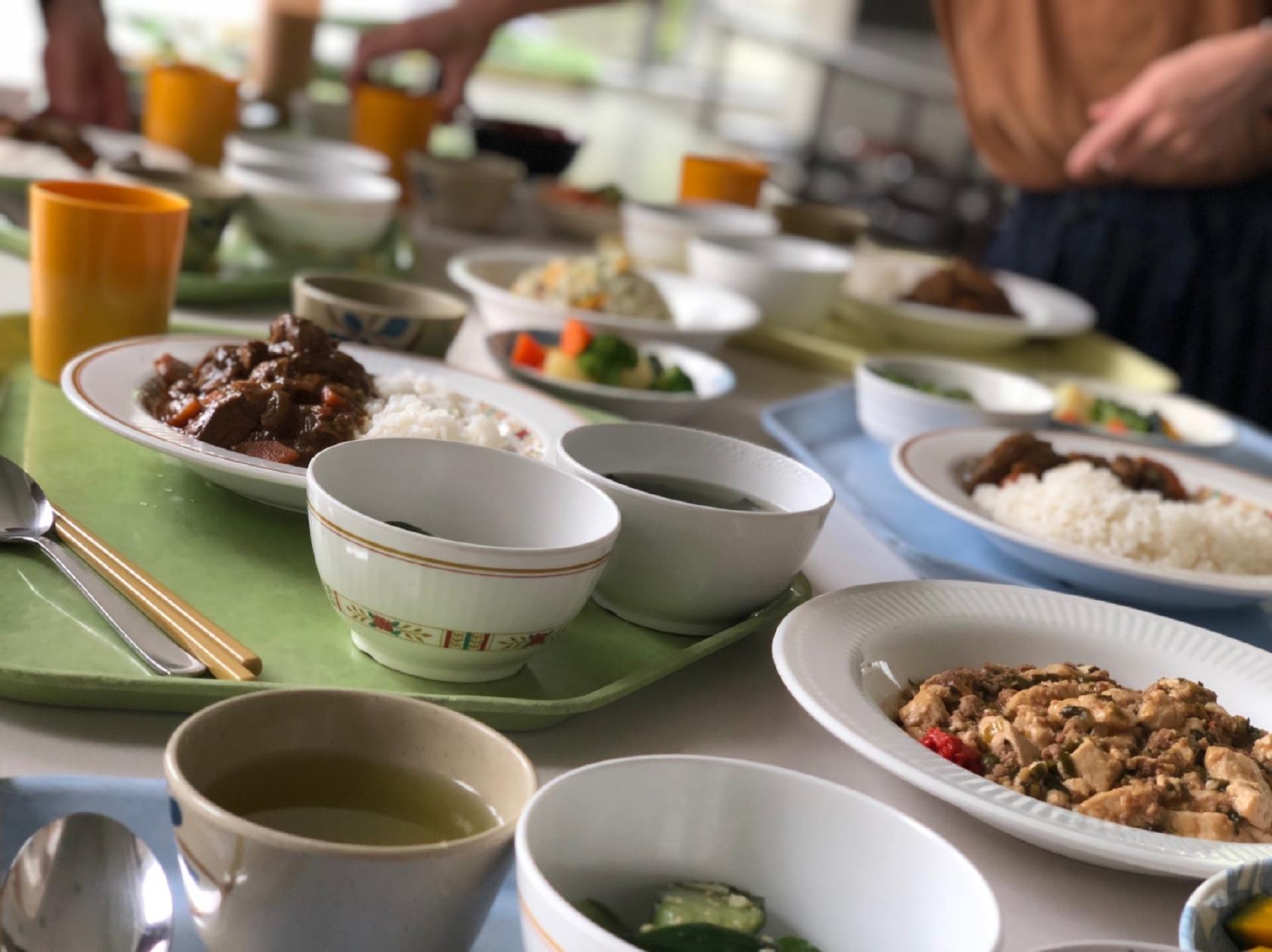 自由の森学園食堂
