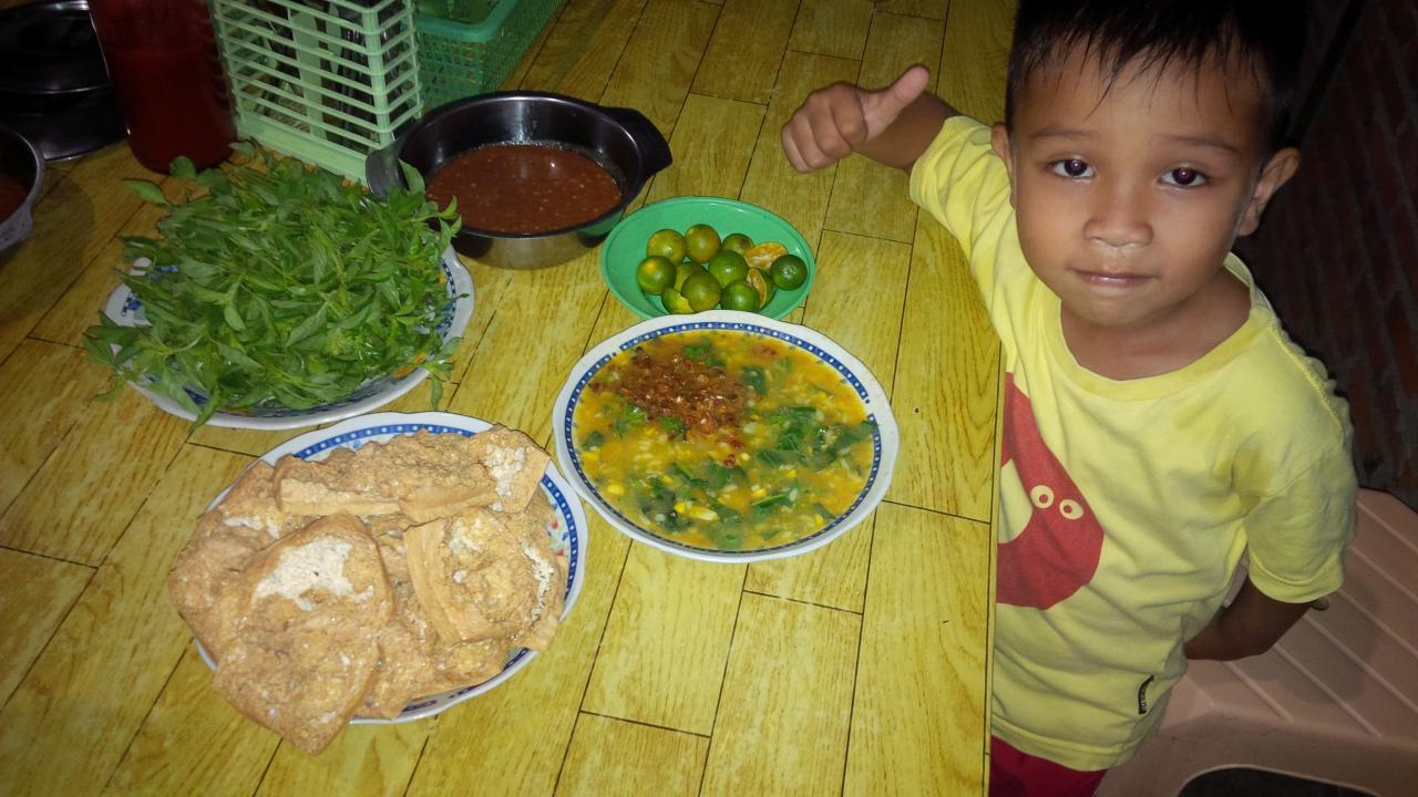 Kios Midal Tante Day