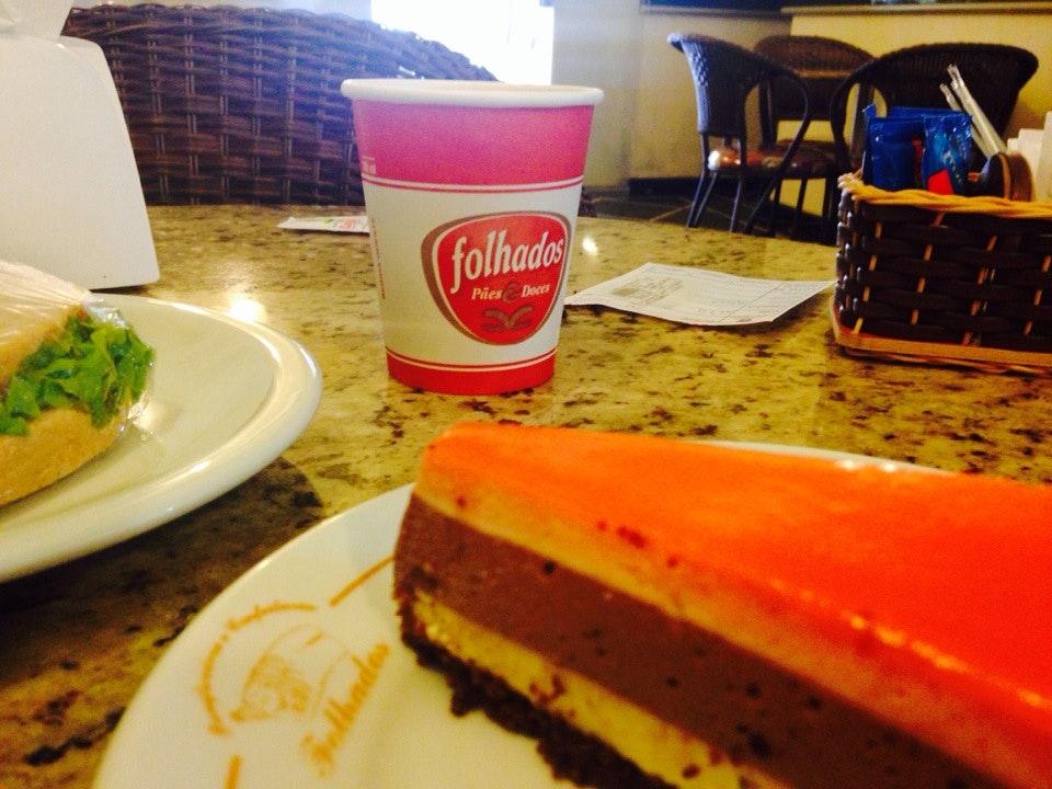 Folhados pães e doces Padaria Panificadora Café Cafeteria Bolos Confeitaria Lanchonete