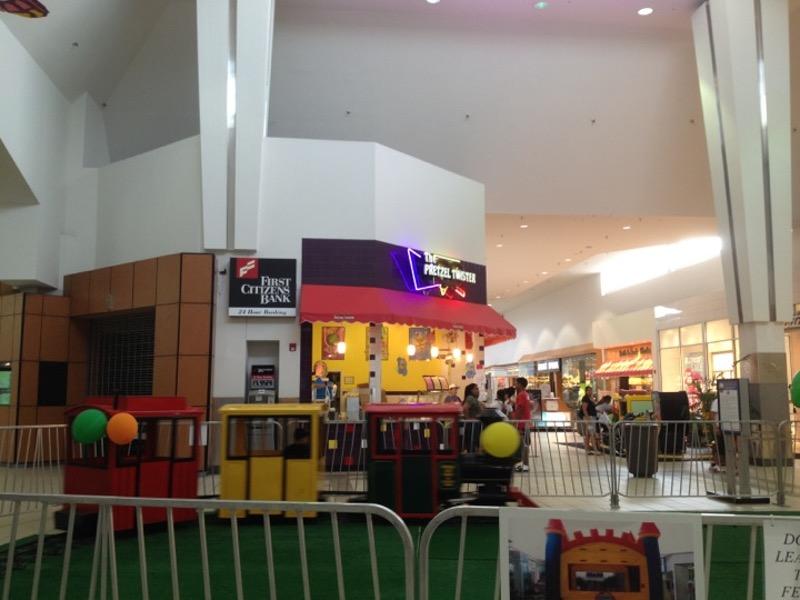 Best restaurants in The Streets at Southpoint Mall - Restaurant Guru