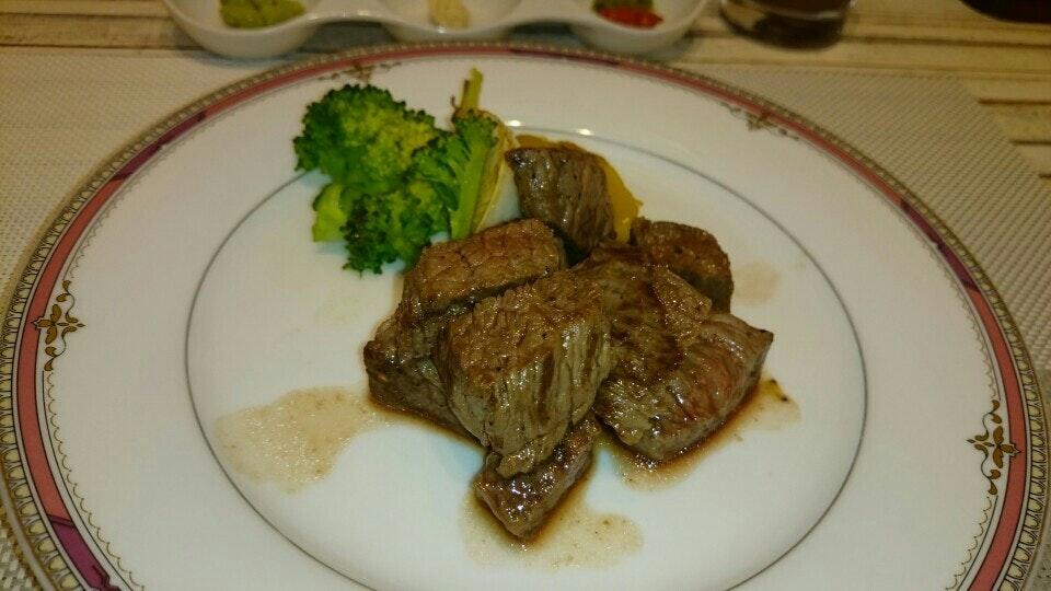ステーキてっぱん Amazing Four