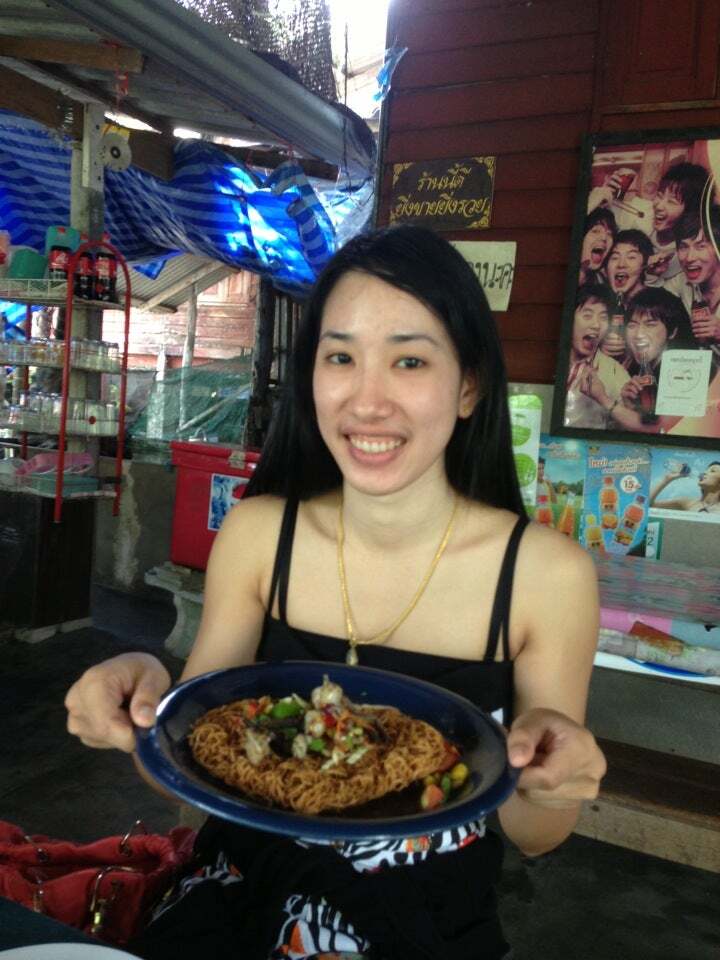 ส้มตำทอด หนองบัว