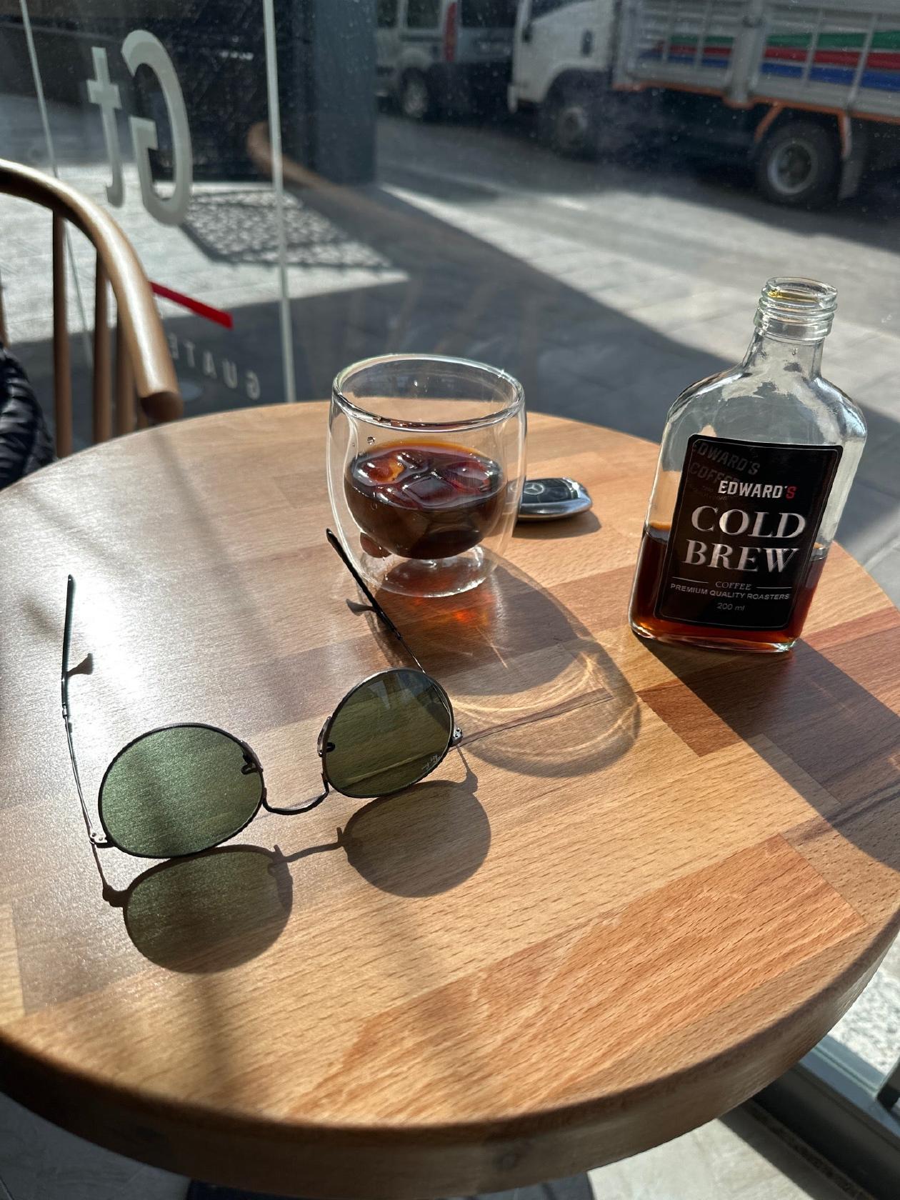 Edward’s Coffee Rize