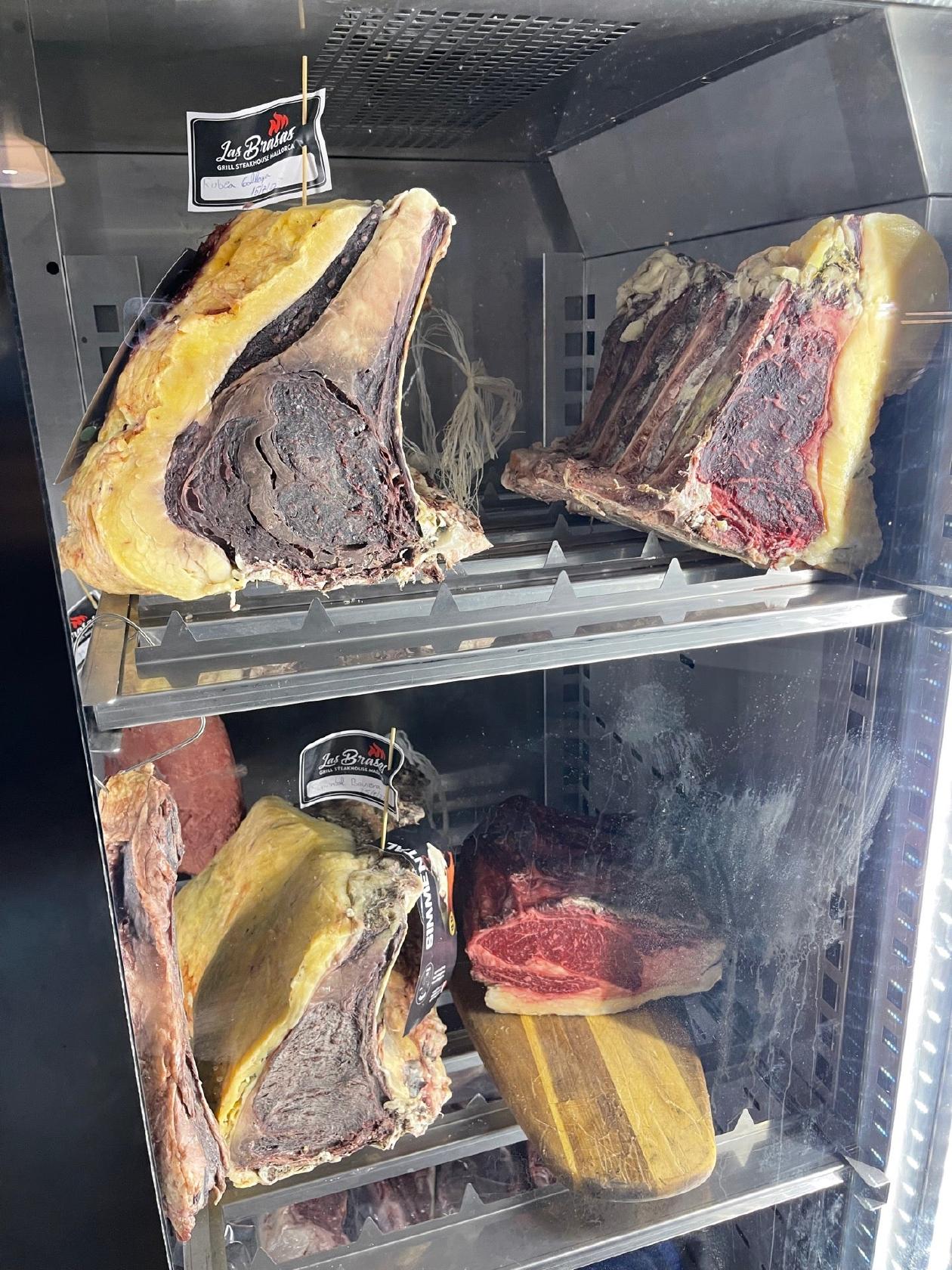 Las Brasas Steakhouse - Carnes Premium