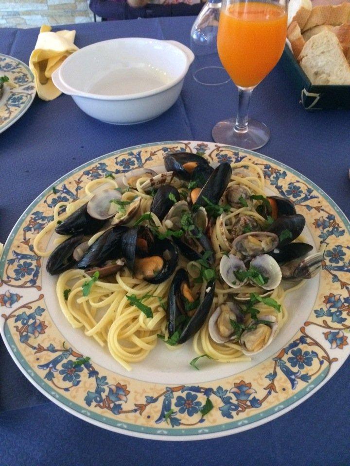 Ristorante La Lampara Beach