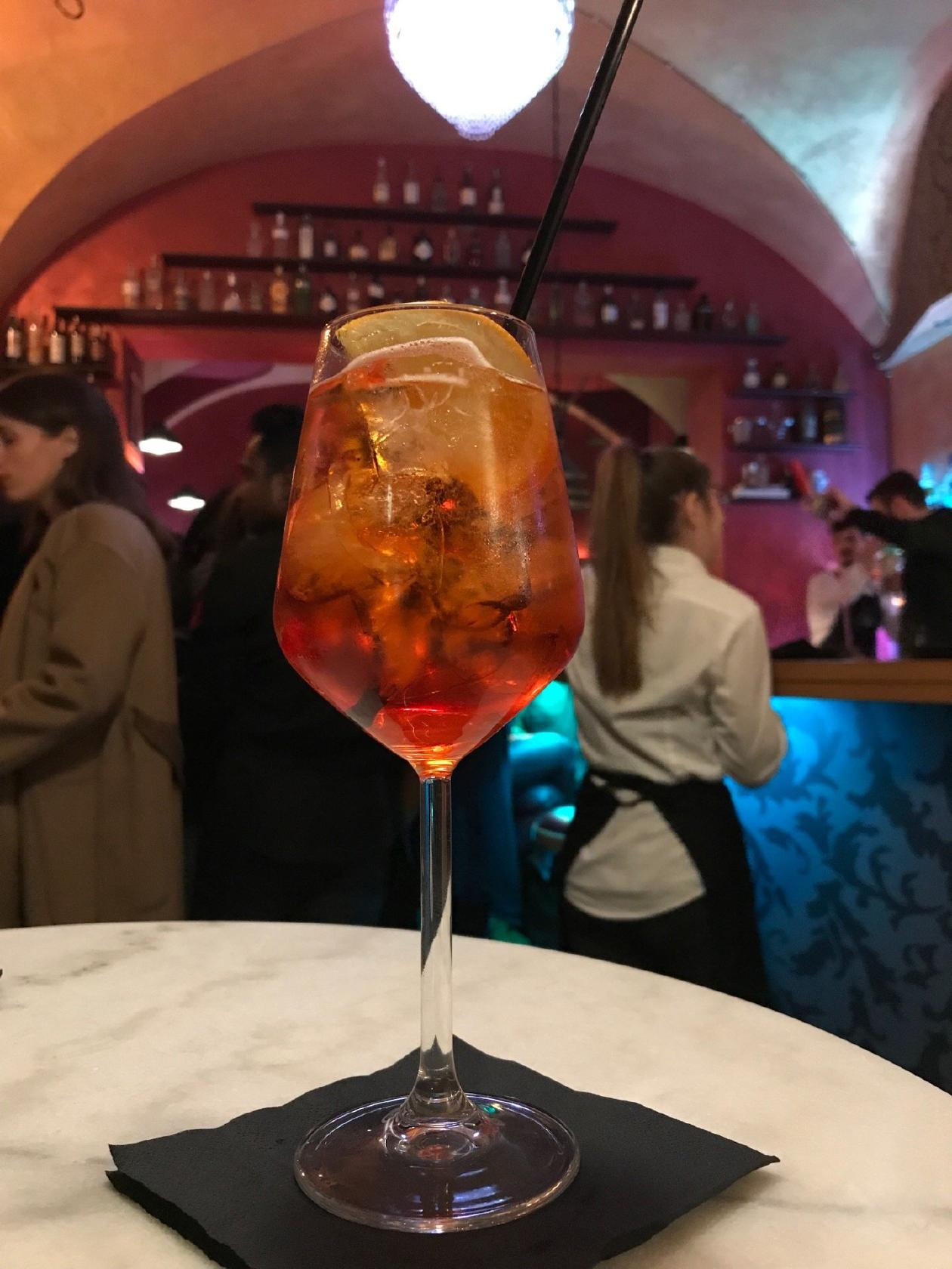 TClub Lounge Bar