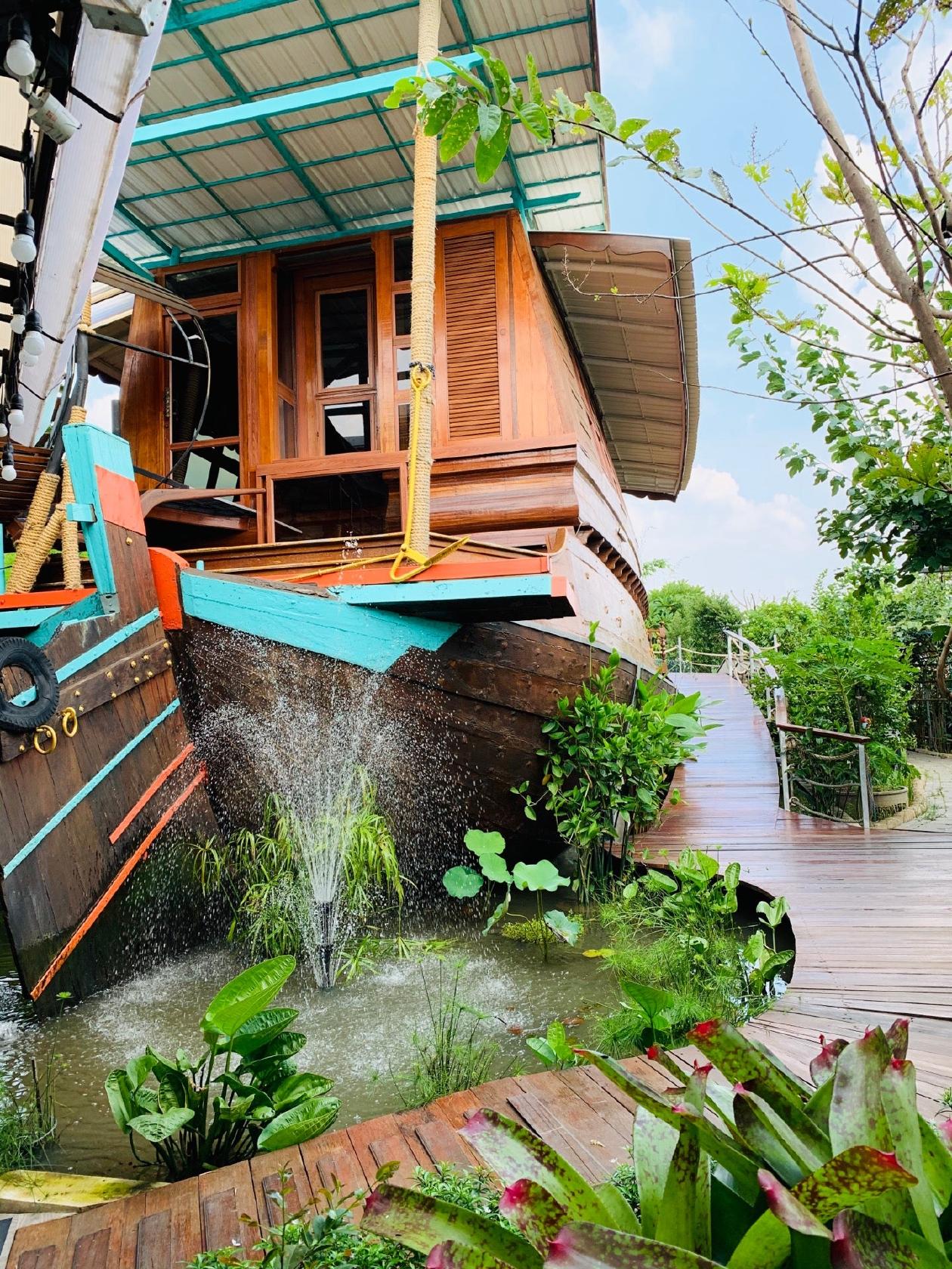 Rorruea Cafe