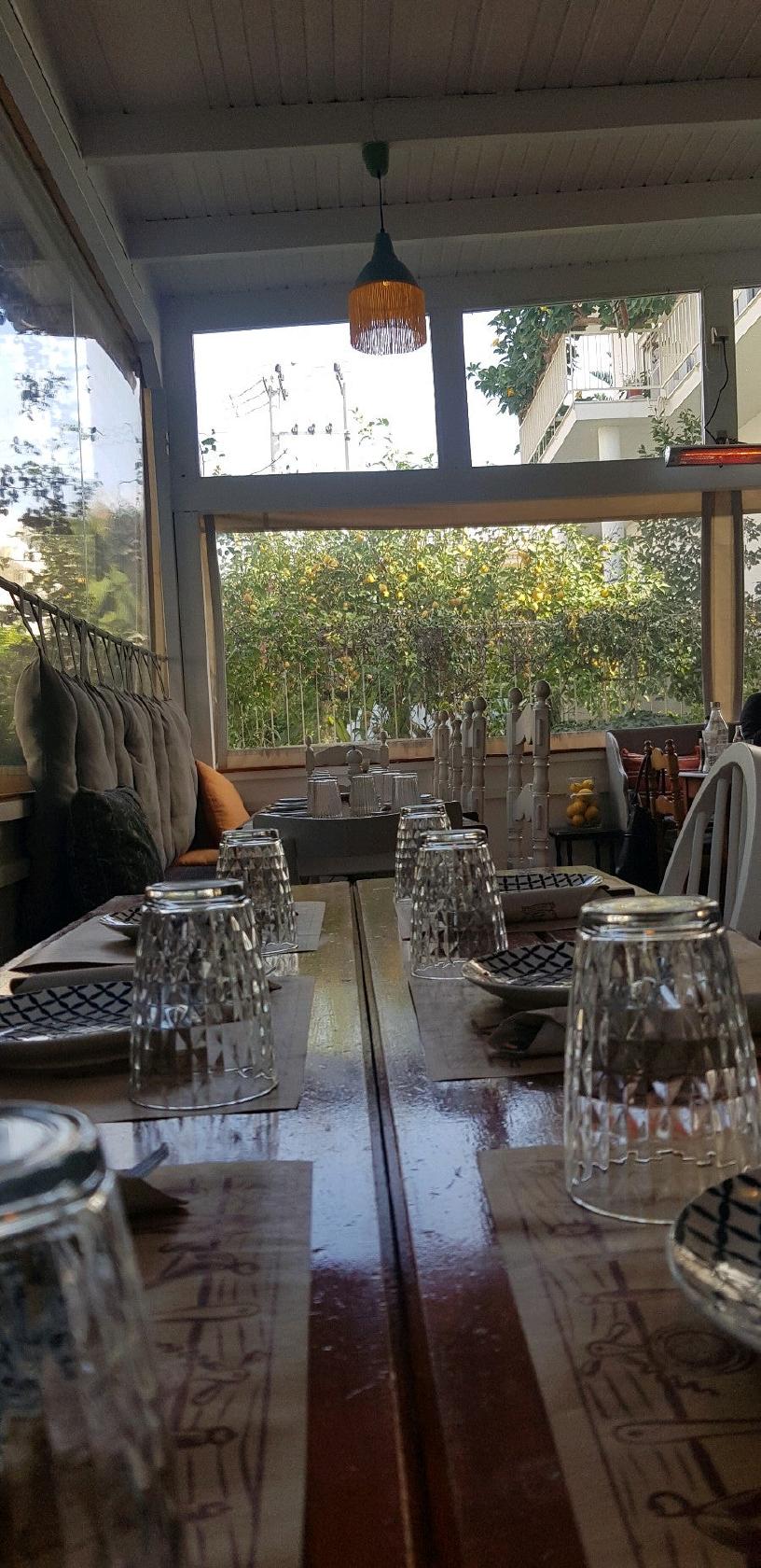 Taverna Stathis and Giota
