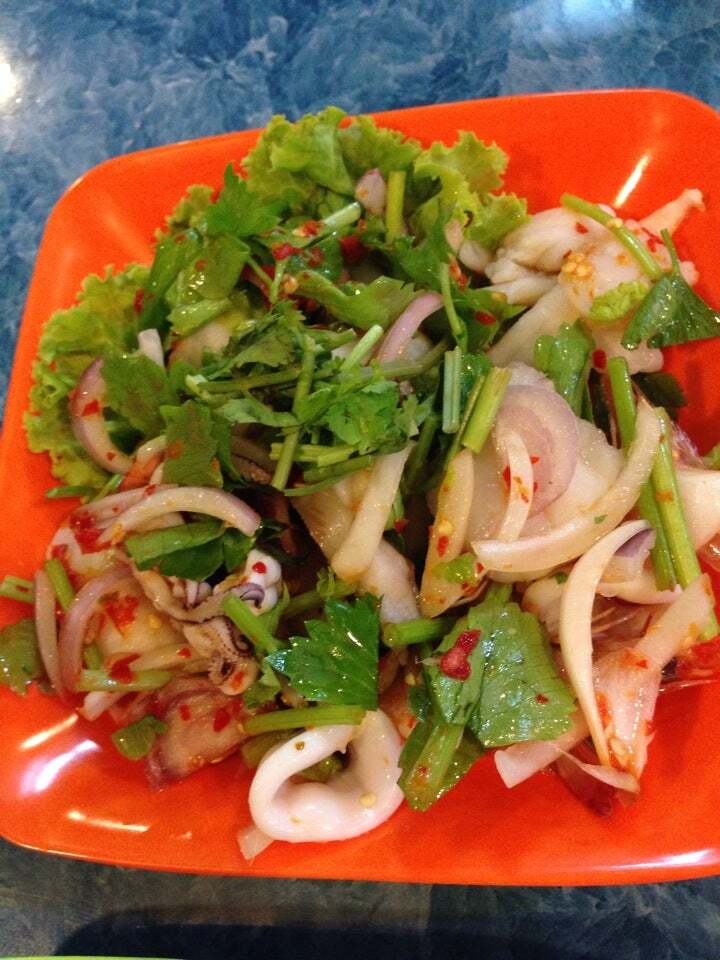 ข้าวต้มปลาขี้เมา หัวปลาหม้อไฟ ตี๋น้อย